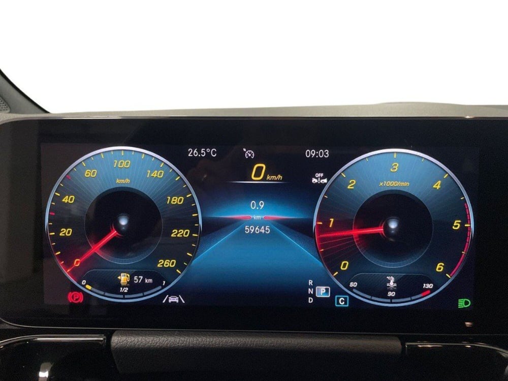 Mercedes-Benz GLA SUV usata a Macerata (9)