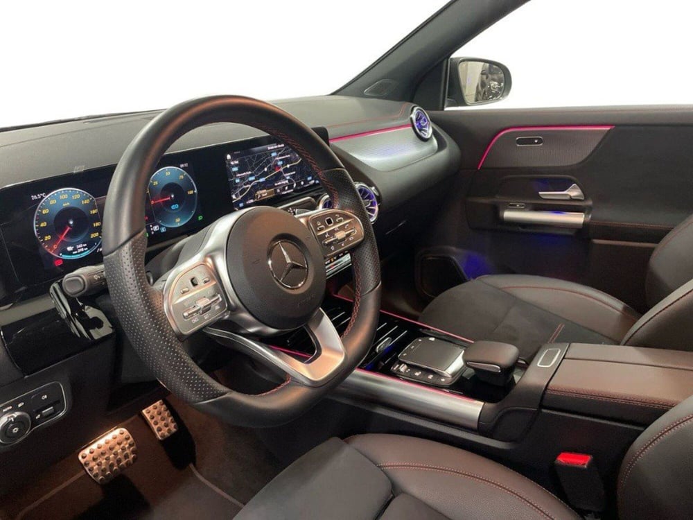 Mercedes-Benz EQA usata a Macerata (16)