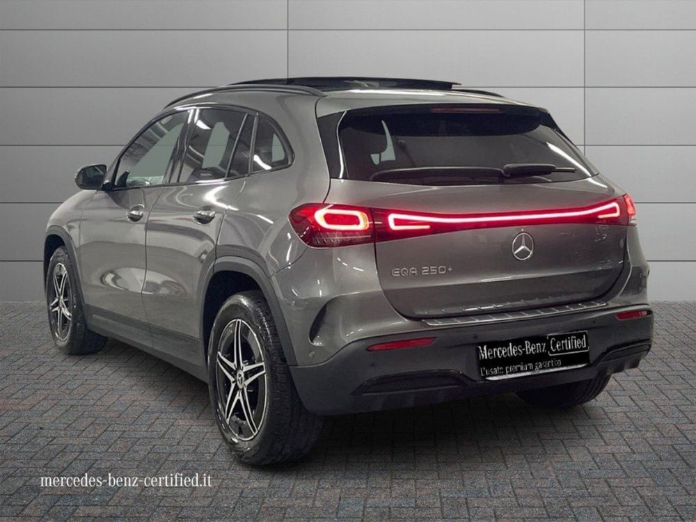 Mercedes-Benz EQA usata a Macerata (5)