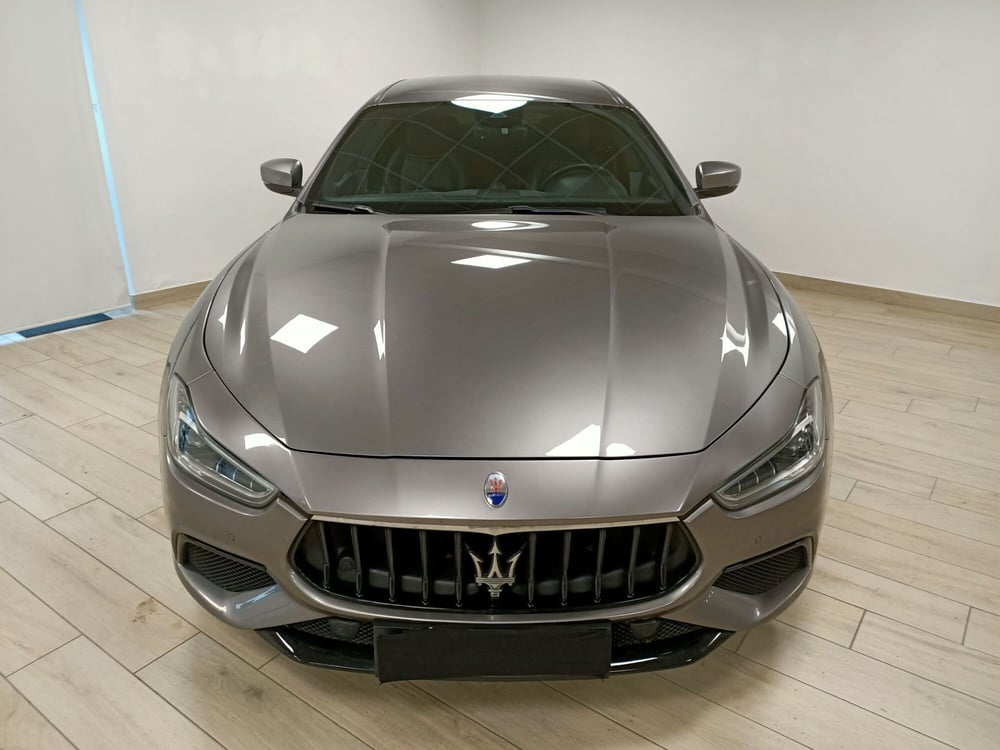 Maserati Ghibli usata a Torino (2)