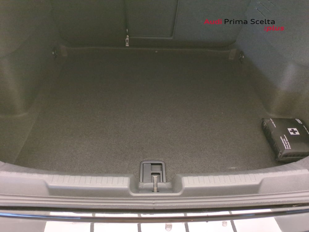 Audi A3 Sedan nuova a Avellino (8)