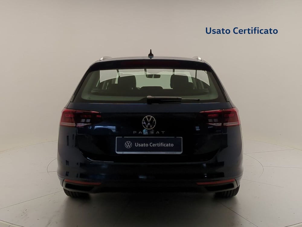 Volkswagen Passat Variant usata a Avellino (6)