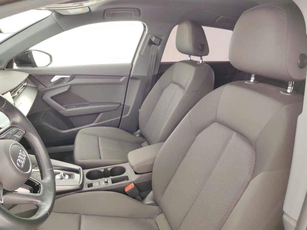 Audi A3 Sportback usata a Massa-Carrara (9)