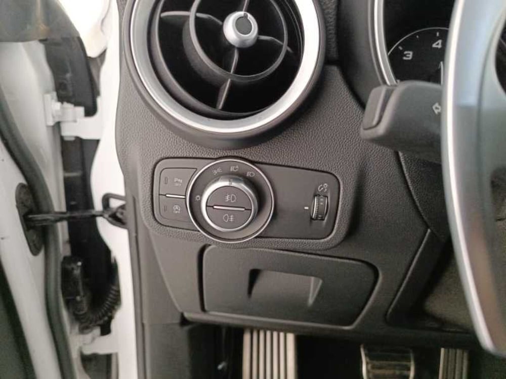 Alfa Romeo Stelvio usata a Treviso (14)