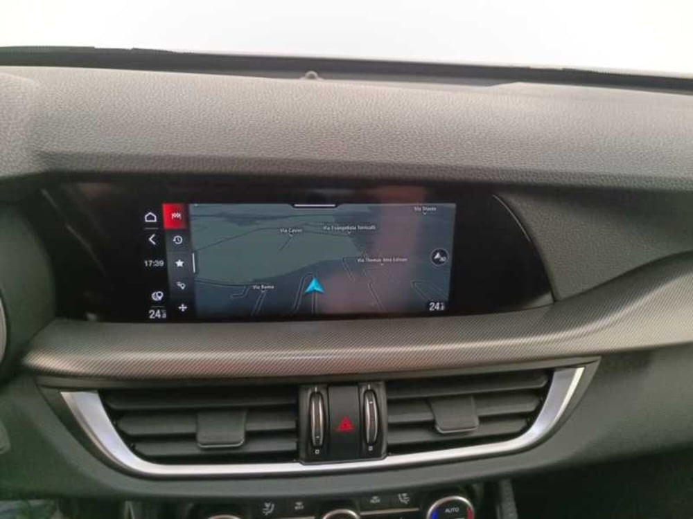 Alfa Romeo Stelvio usata a Treviso (17)