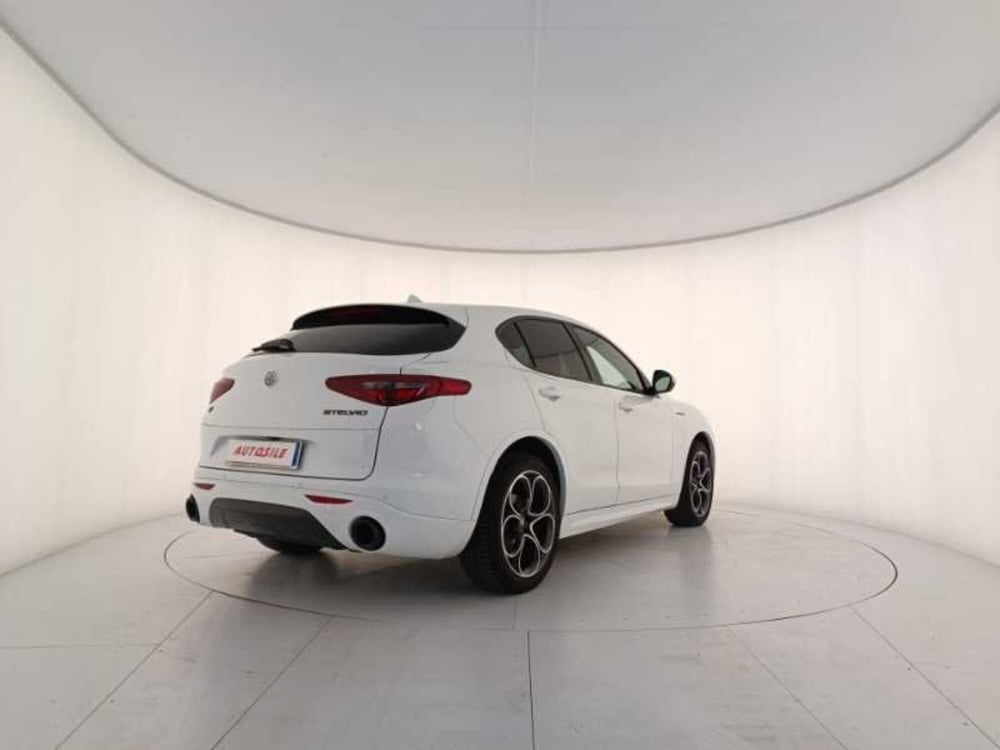 Alfa Romeo Stelvio usata a Treviso (6)