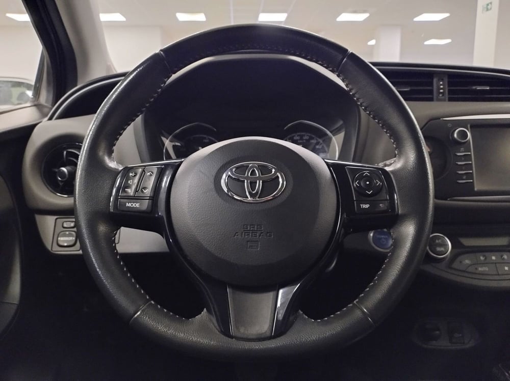Toyota Yaris usata a Asti (10)