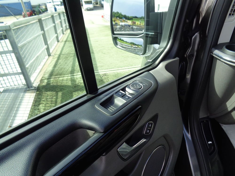 Ford Tourneo Custom usata a Treviso (7)