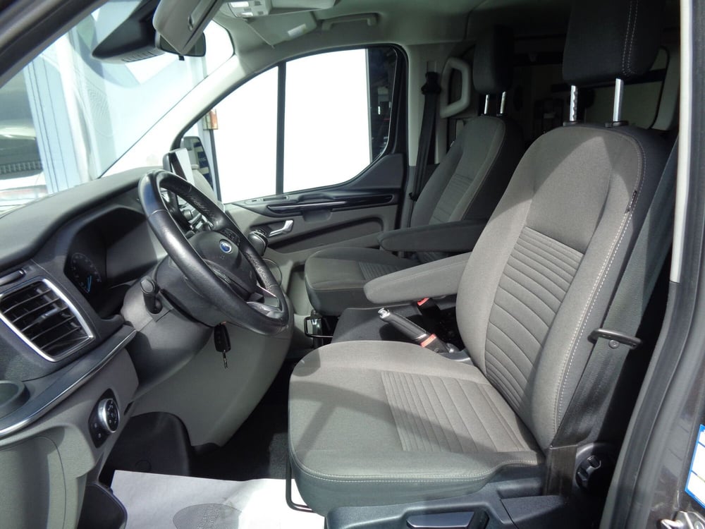 Ford Tourneo Custom usata a Treviso (8)