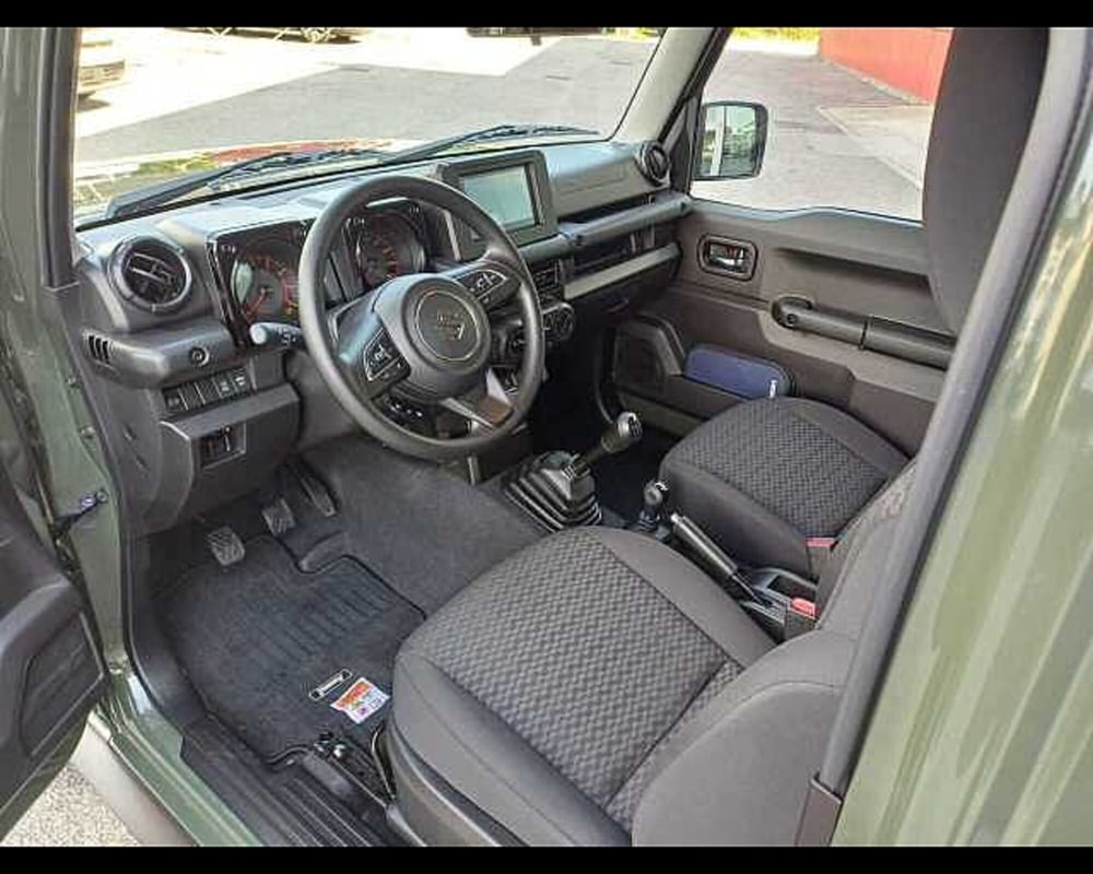 Suzuki Jimny usata a Venezia (9)