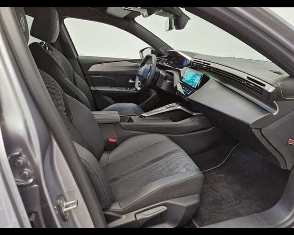 Peugeot 308 SW usata a Milano (10)