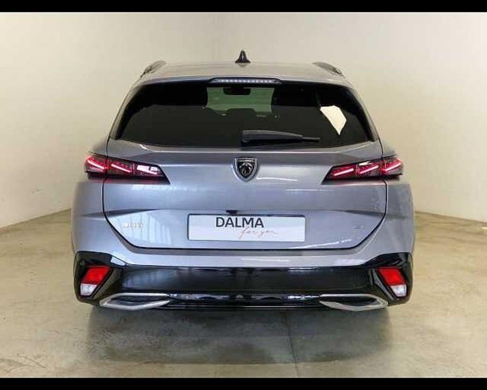 Peugeot 308 SW usata a Milano (3)