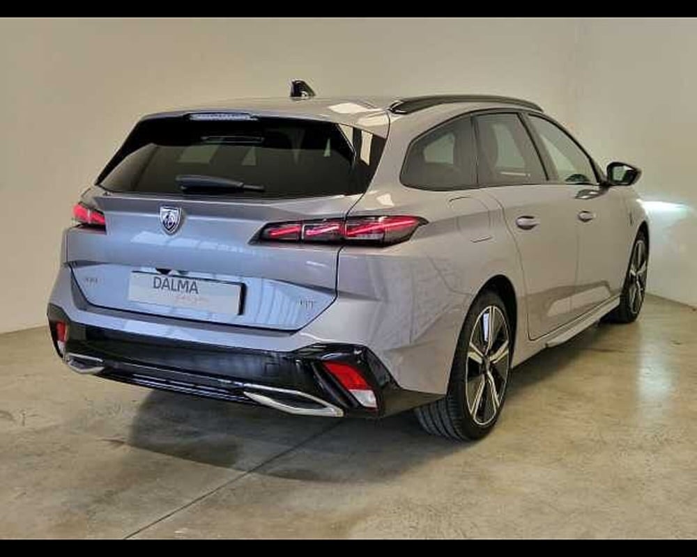 Peugeot 308 SW usata a Milano (4)