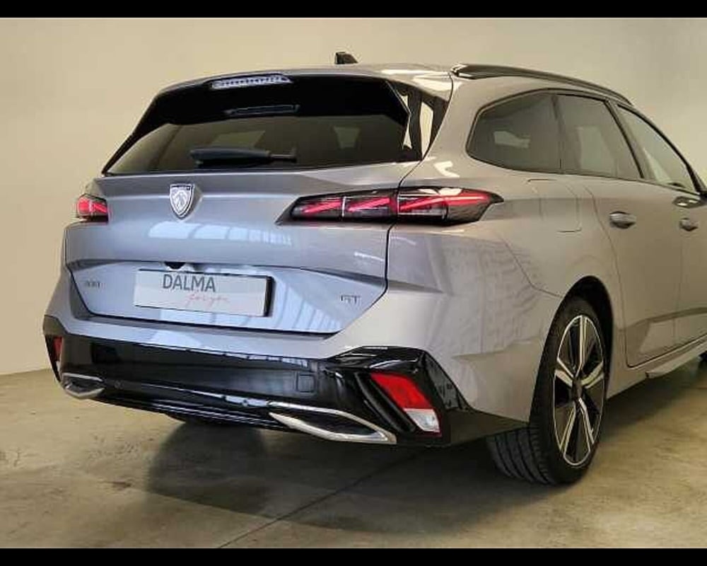 Peugeot 308 SW usata a Milano (5)