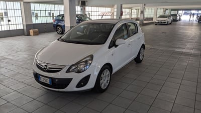 Opel Corsa 1.2 85CV 5 porte GPL-TECH Ecotec del 2015 usata a Milano