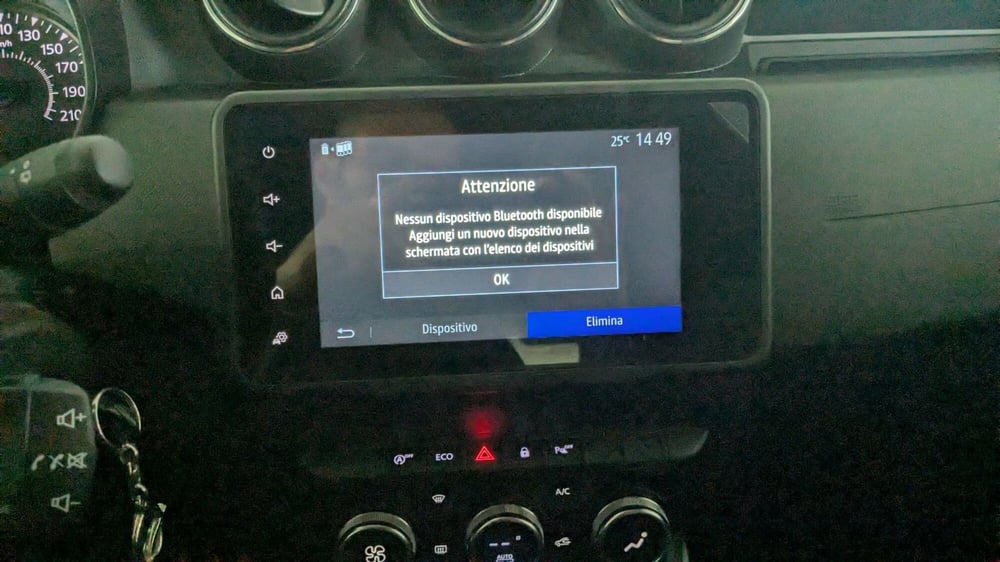 Dacia Duster usata a Milano (10)
