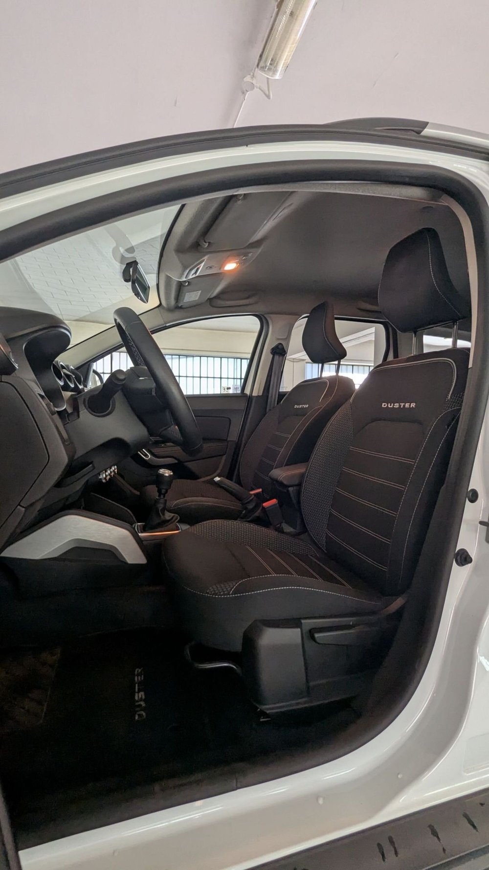 Dacia Duster usata a Milano (11)