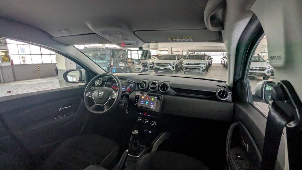 Dacia Duster usata a Milano (12)