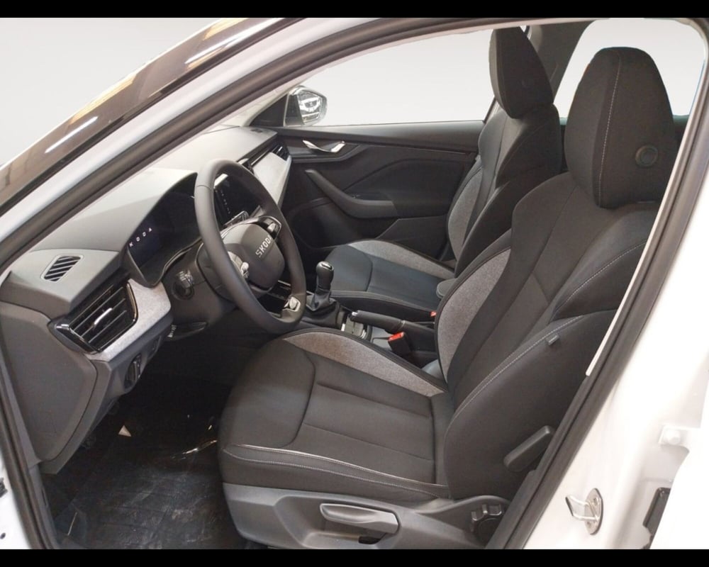 Skoda Kamiq nuova a Ravenna (14)