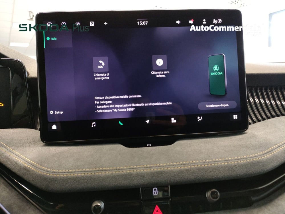 Skoda Superb Station Wagon nuova a Bologna (15)