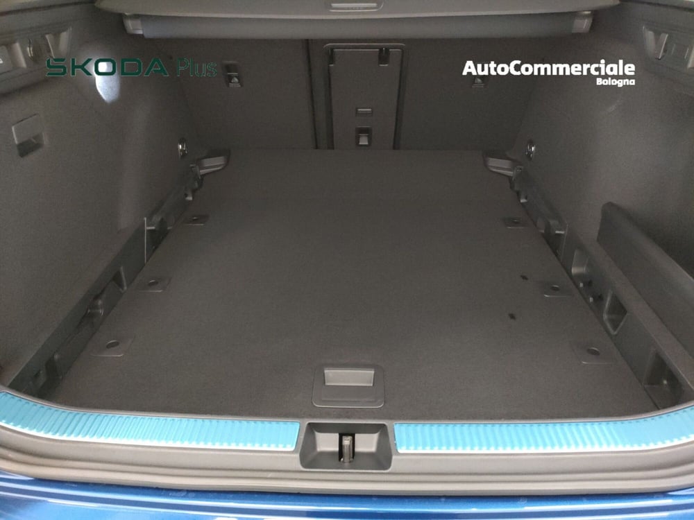 Skoda Superb Station Wagon nuova a Bologna (18)