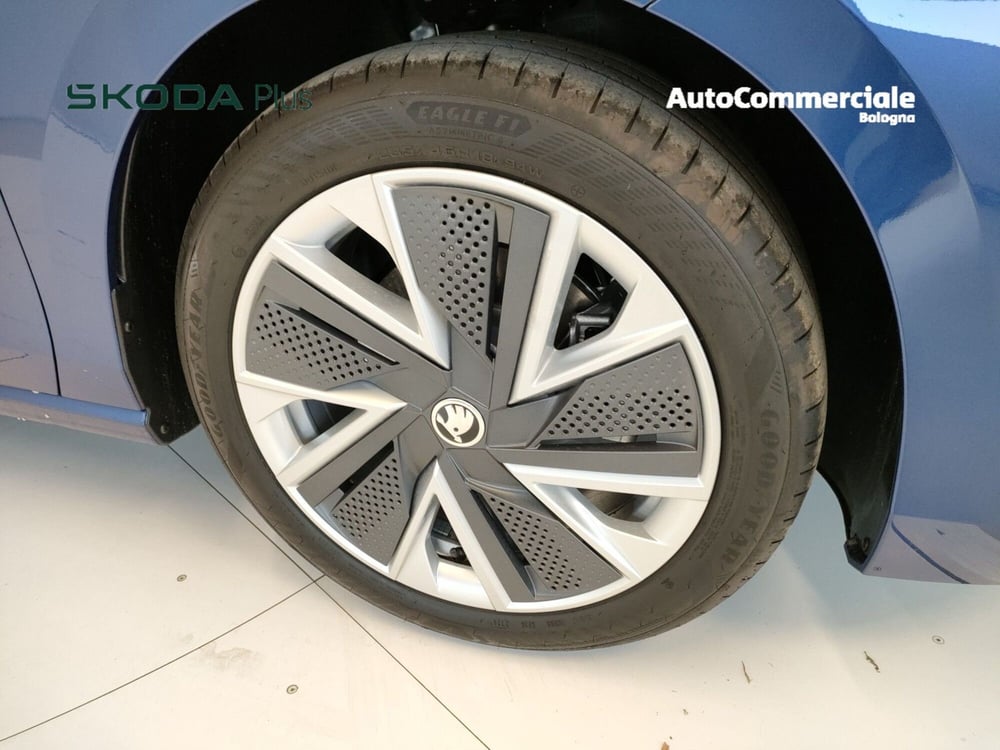 Skoda Superb Station Wagon nuova a Bologna (7)