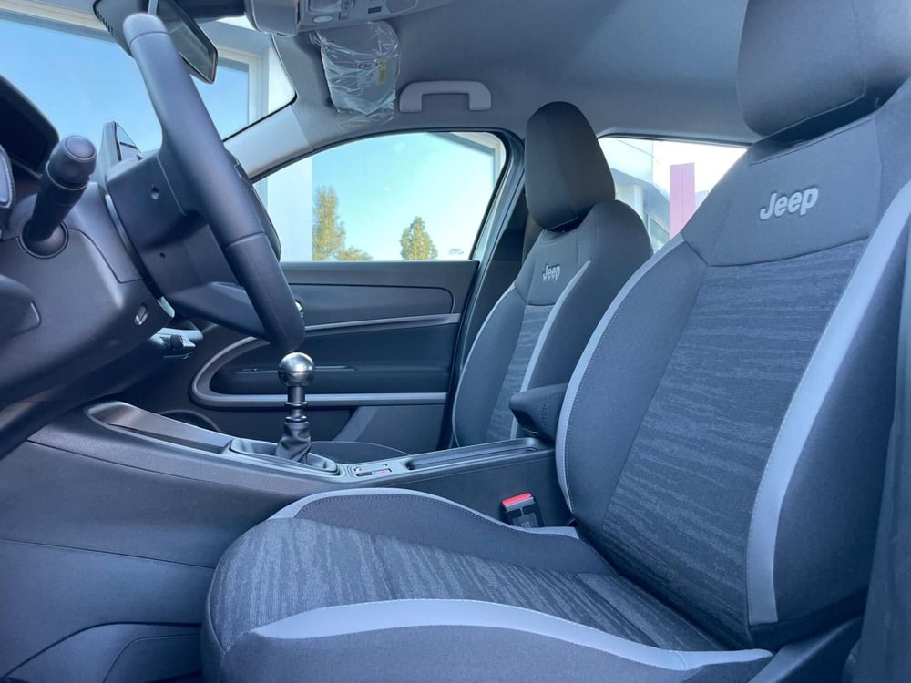 Jeep Avenger nuova a Ancona (11)