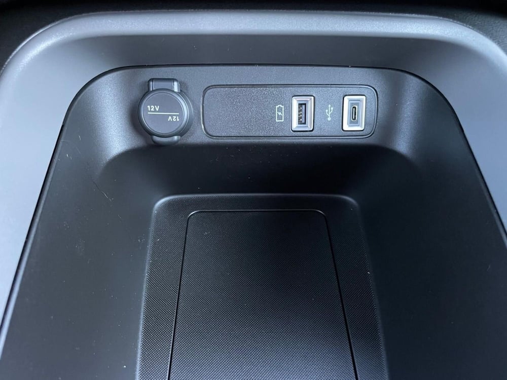 Jeep Avenger nuova a Ancona (20)