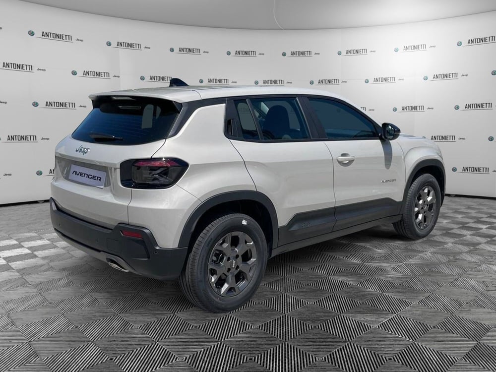 Jeep Avenger nuova a Ancona (5)