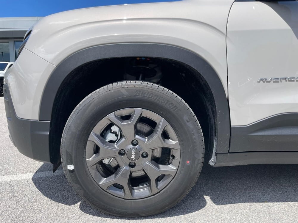 Jeep Avenger nuova a Ancona (9)