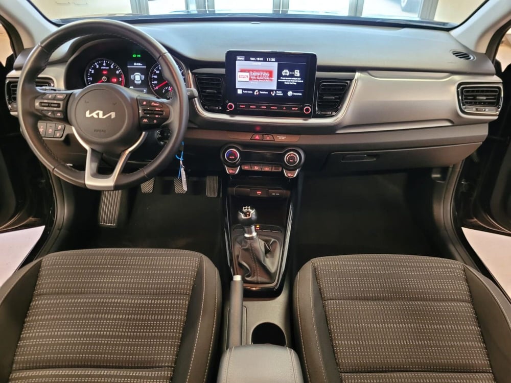 Kia Stonic usata a Rimini (8)