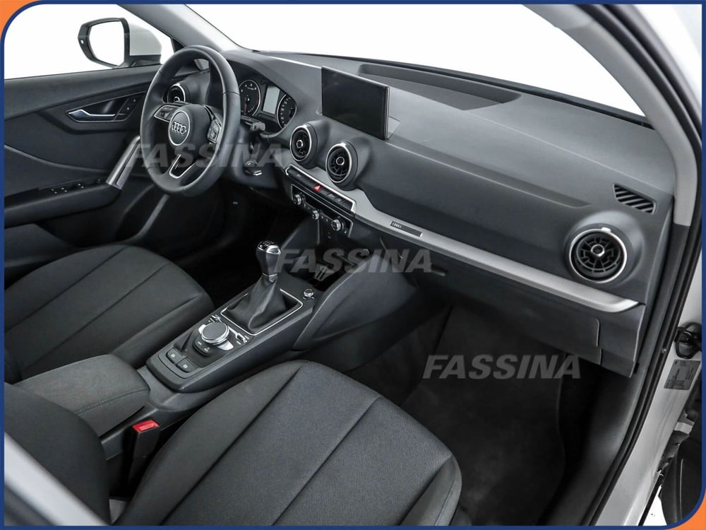Audi Q2 usata a Milano (14)