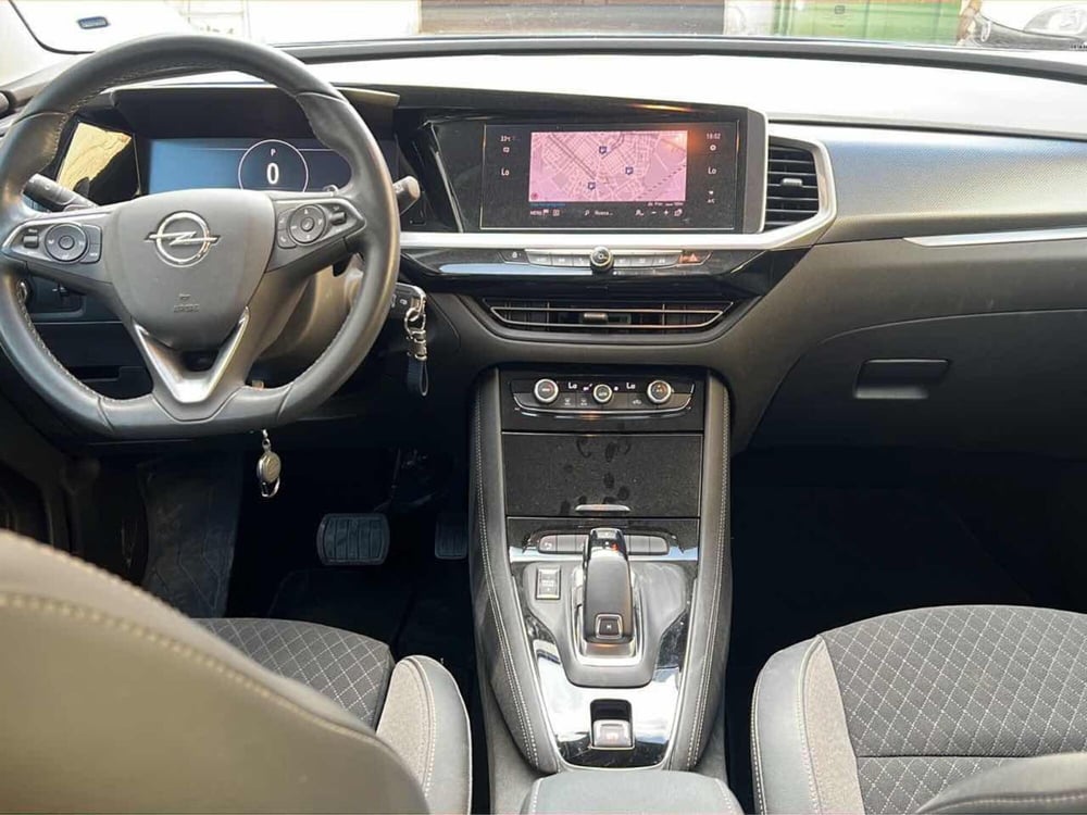 Opel Grandland usata a Foggia (9)