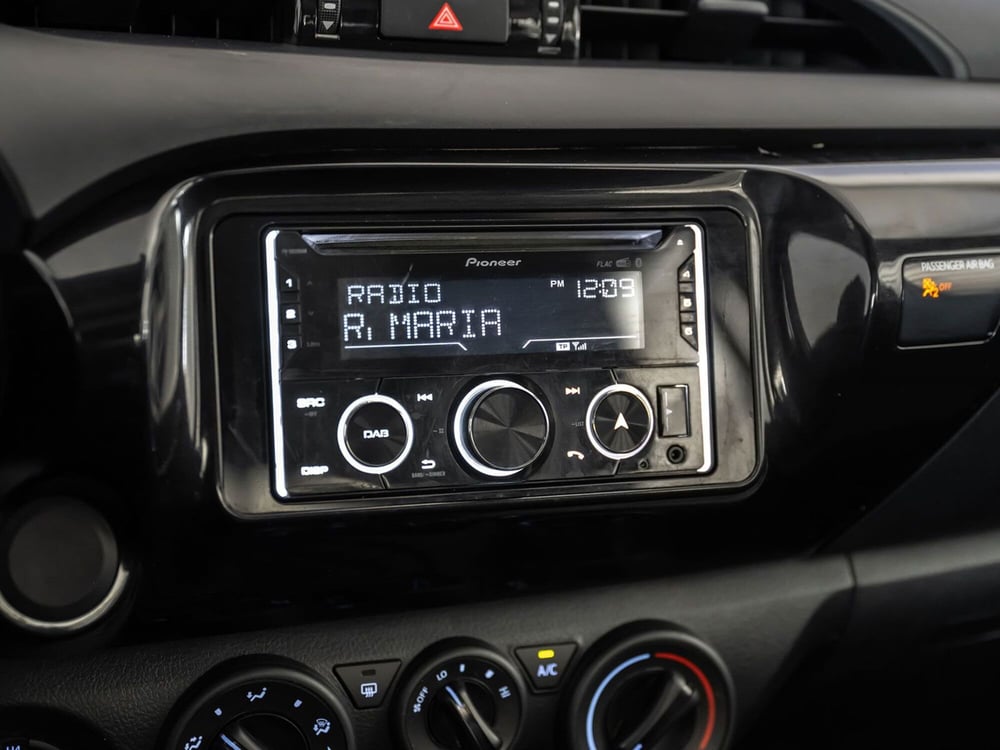 Toyota Hilux usata a Foggia (16)
