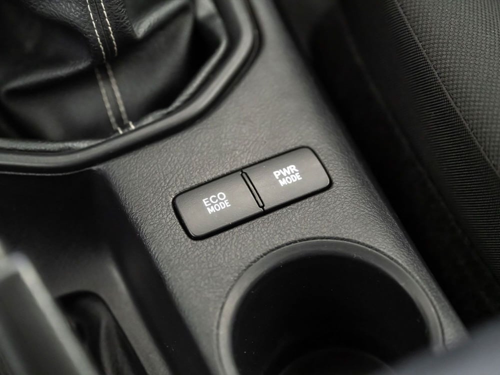 Toyota Hilux usata a Foggia (19)