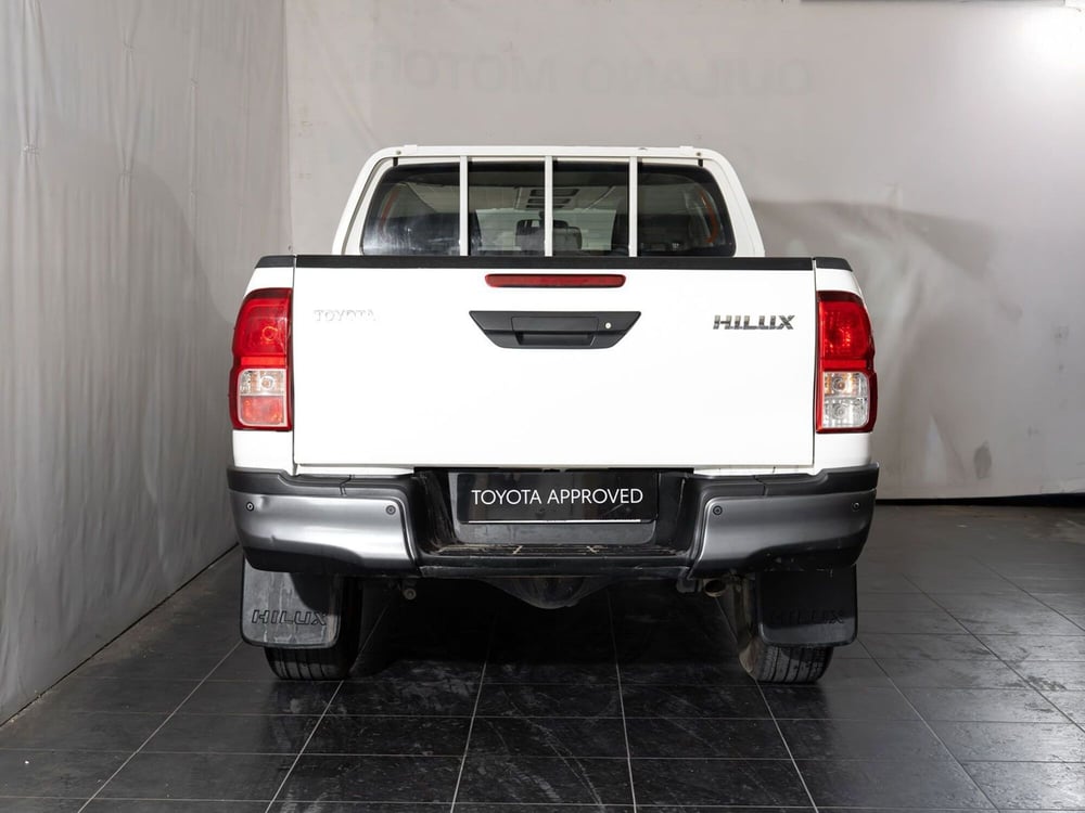Toyota Hilux usata a Foggia (4)