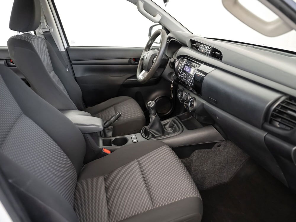 Toyota Hilux usata a Foggia (7)