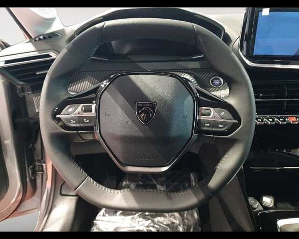 Peugeot 208 nuova a Cuneo (17)