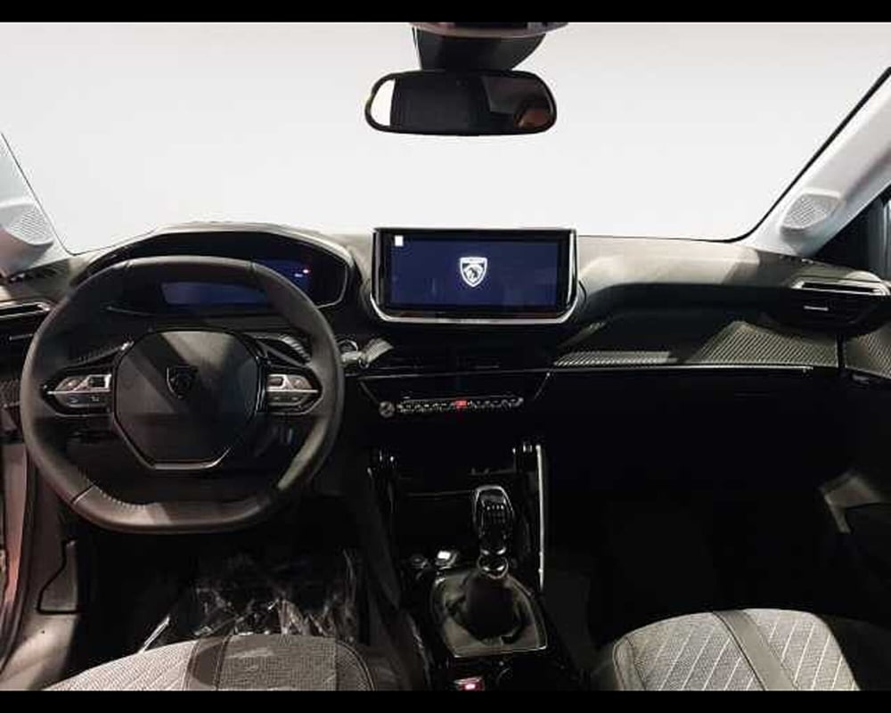 Peugeot 208 nuova a Cuneo (10)