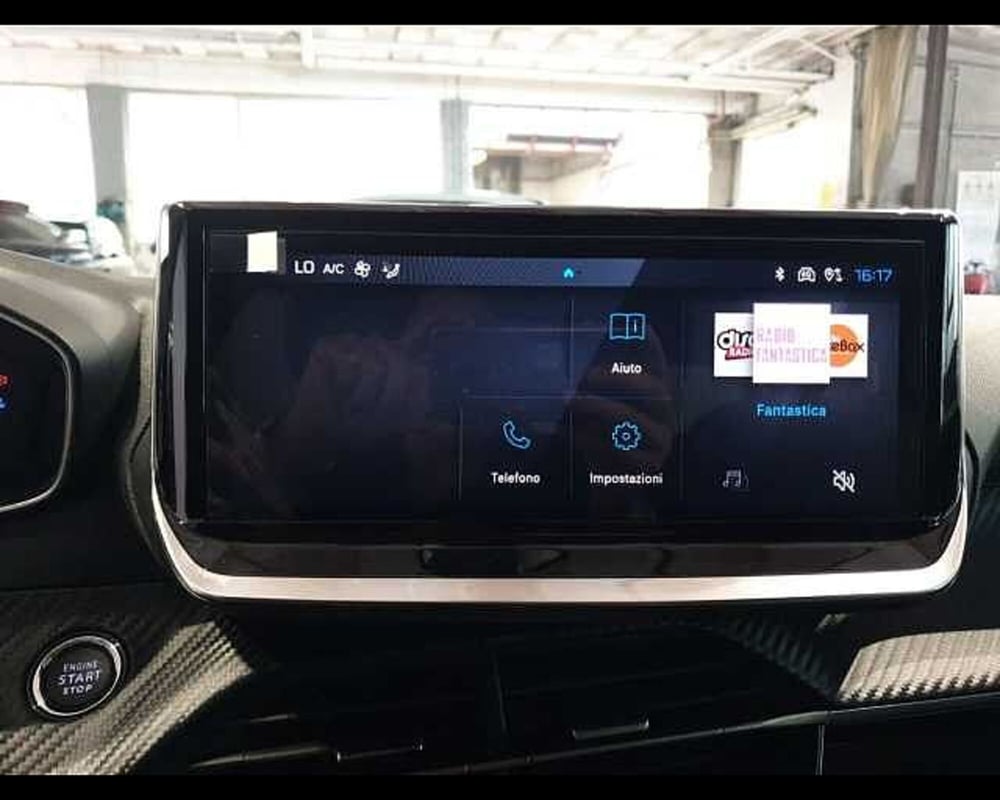 Peugeot 208 nuova a Cuneo (16)