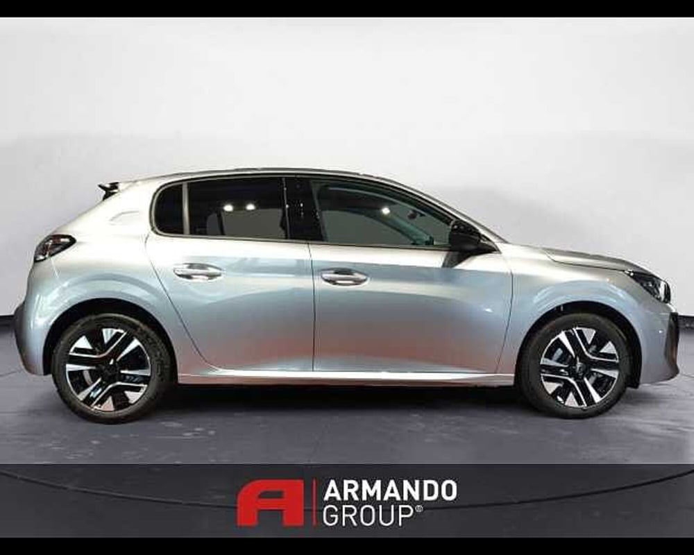 Peugeot 208 nuova a Cuneo (4)