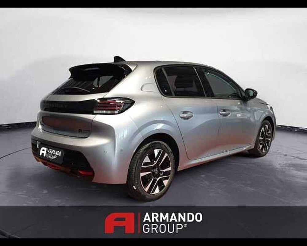 Peugeot 208 nuova a Cuneo (5)