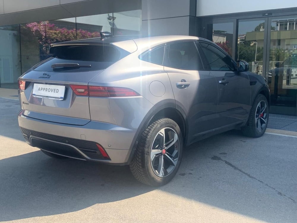 Jaguar E-Pace usata a Bari (2)