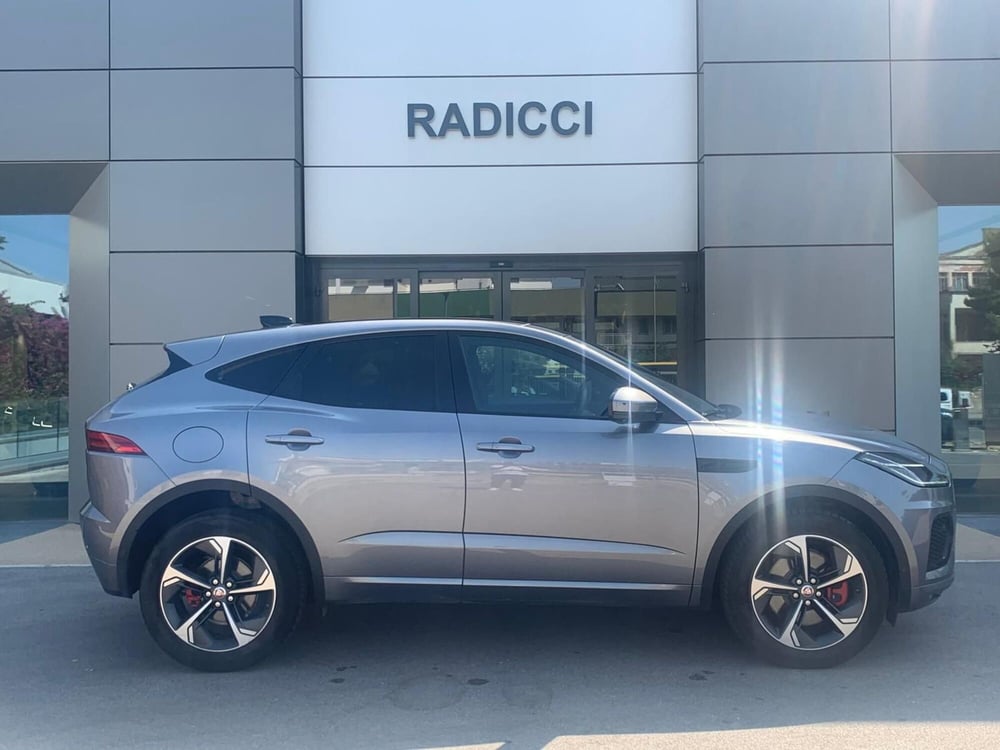 Jaguar E-Pace usata a Bari (6)