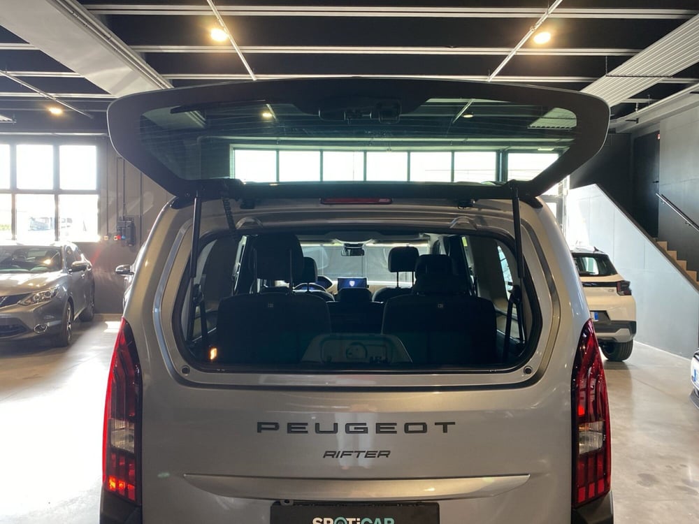 Peugeot Rifter nuova a Vicenza (14)