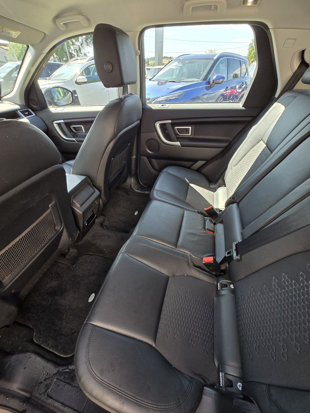 Land Rover Discovery Sport usata a Macerata (10)