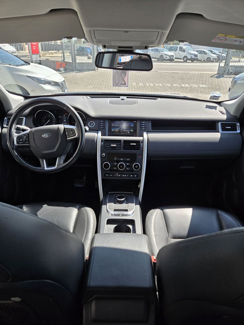 Land Rover Discovery Sport usata a Macerata (9)