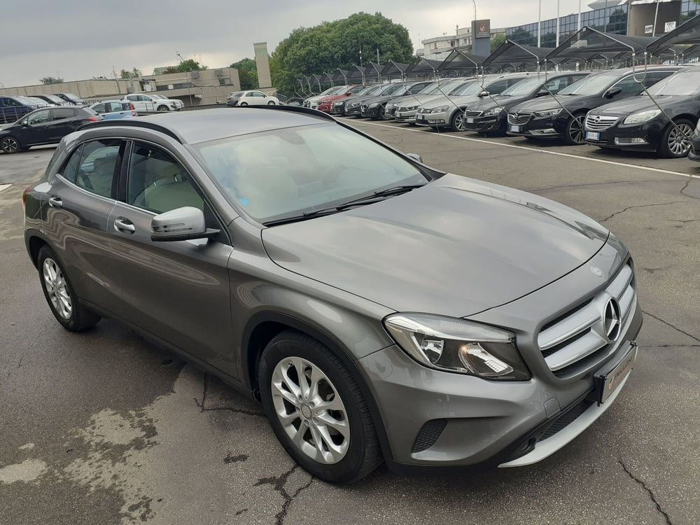 Mercedes-Benz GLA SUV usata a Modena (4)