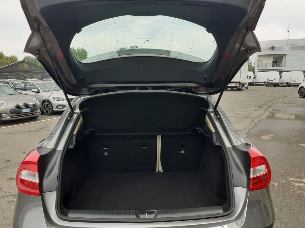 Mercedes-Benz GLA SUV usata a Modena (6)