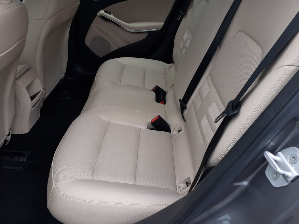 Mercedes-Benz GLA SUV usata a Modena (7)